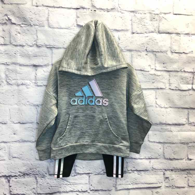 Adidas Gray Size 2T Girls 2 Piece Outfit