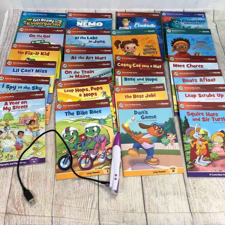 Leap Reader Pen + 24 Books