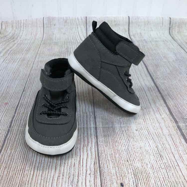 Childrens Place Gray Size 6-12 Months Boys Casual Shoes