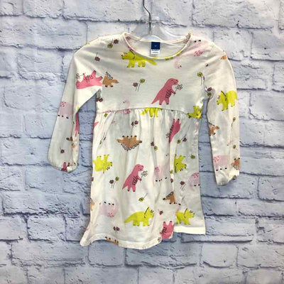 Girl's Clothing & Accessories