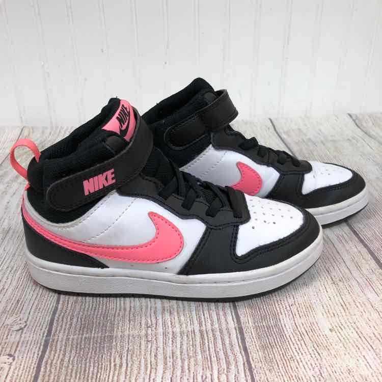 Nike Black & White Size 12.5 Girls Sneakers