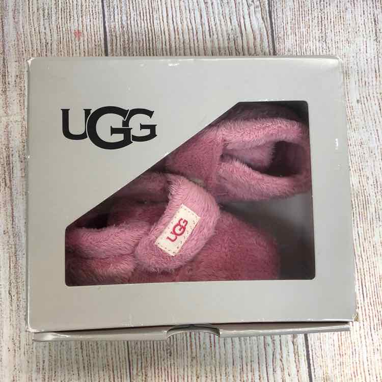 Ugg Pink Size 2 Girls Slippers