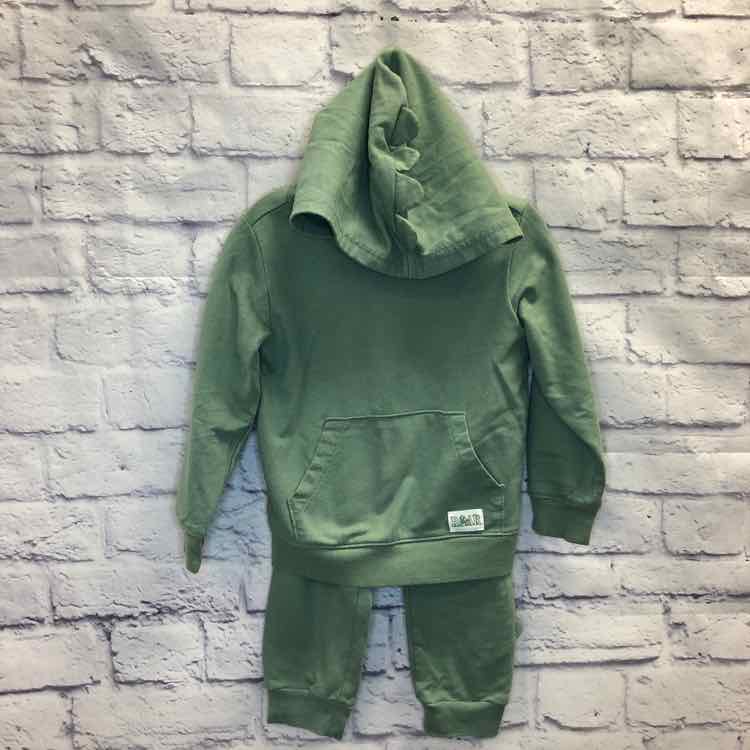 Carters Green Size 4T Boys 2 Piece Outfit