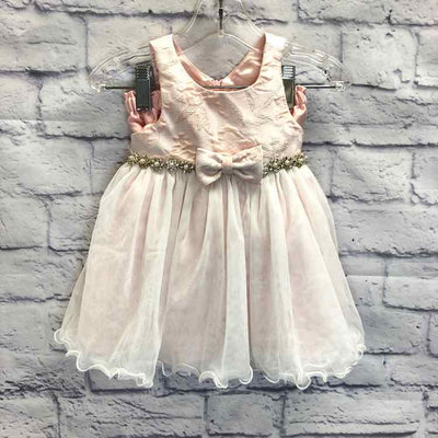 Girl's Clothing & Accessories
