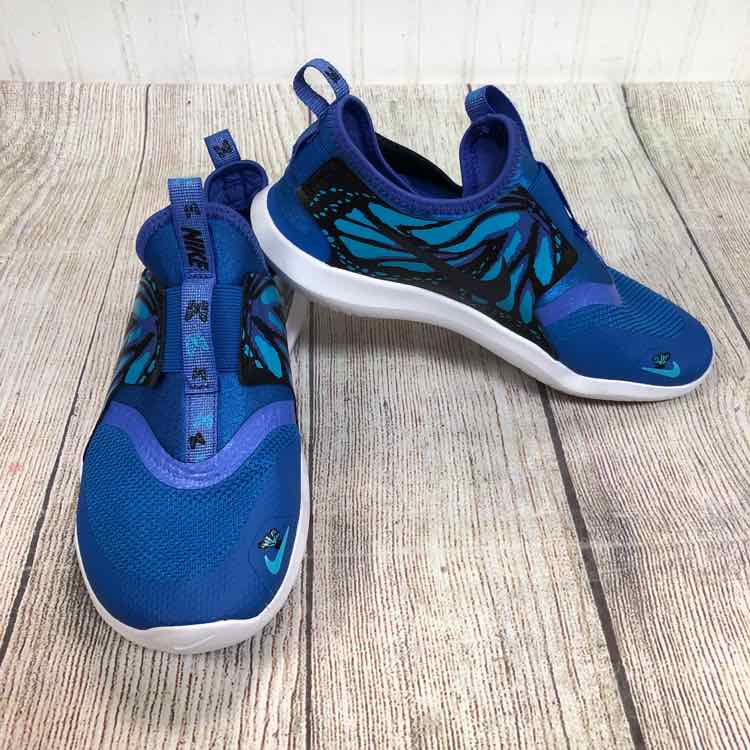 Nike Blue Size 3 Girls Sneakers