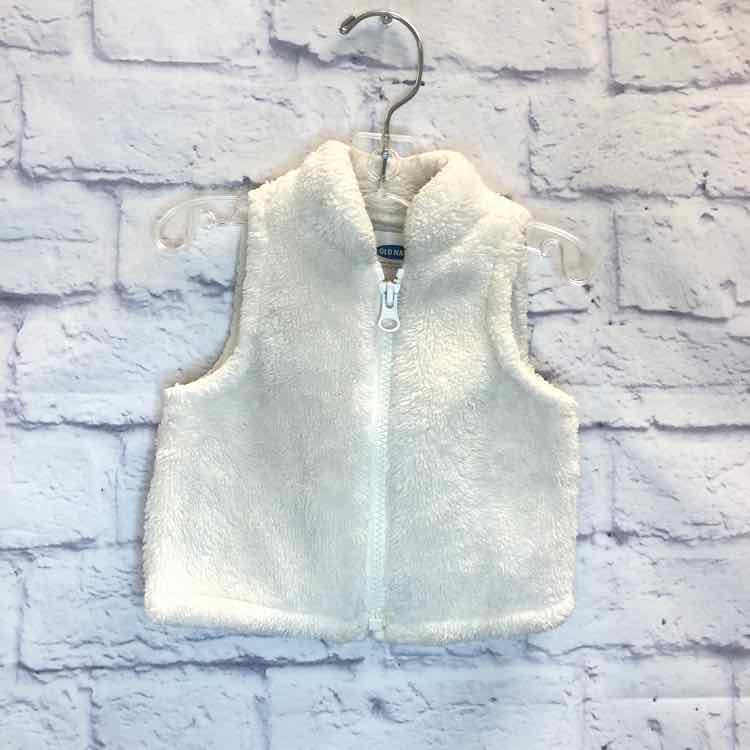 Old Navy White Size 0-3 Months Boys Vest