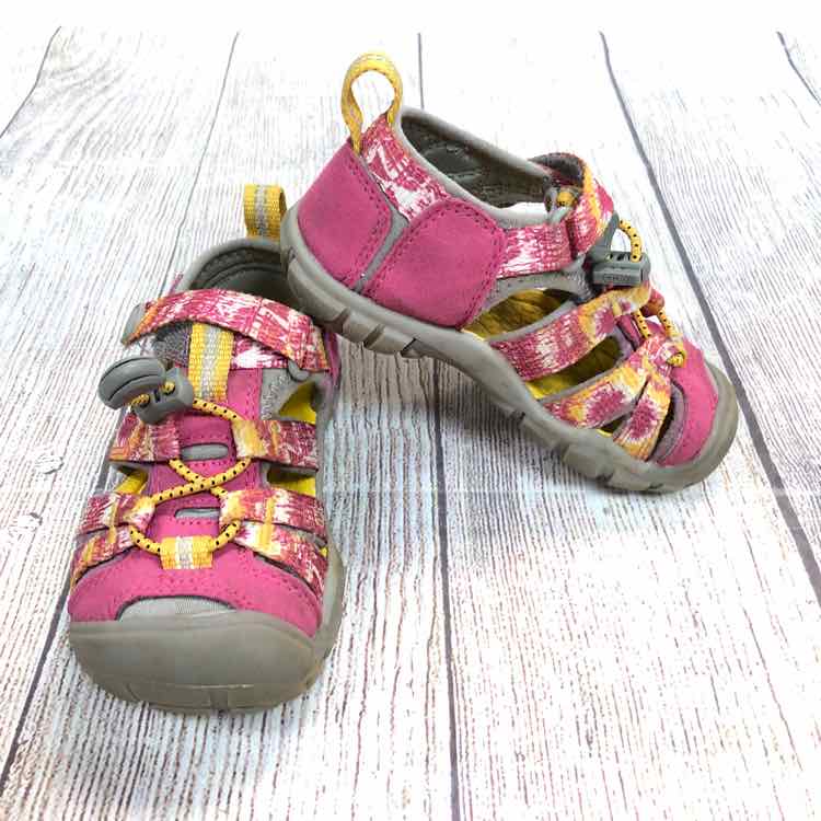Keen Pink Size 8 Girls Water Shoes