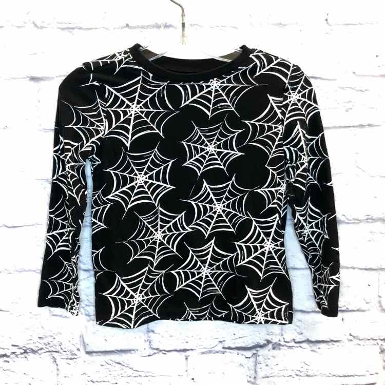 Old Navy Black & White Size 5 Boys Long Sleeve Shirt