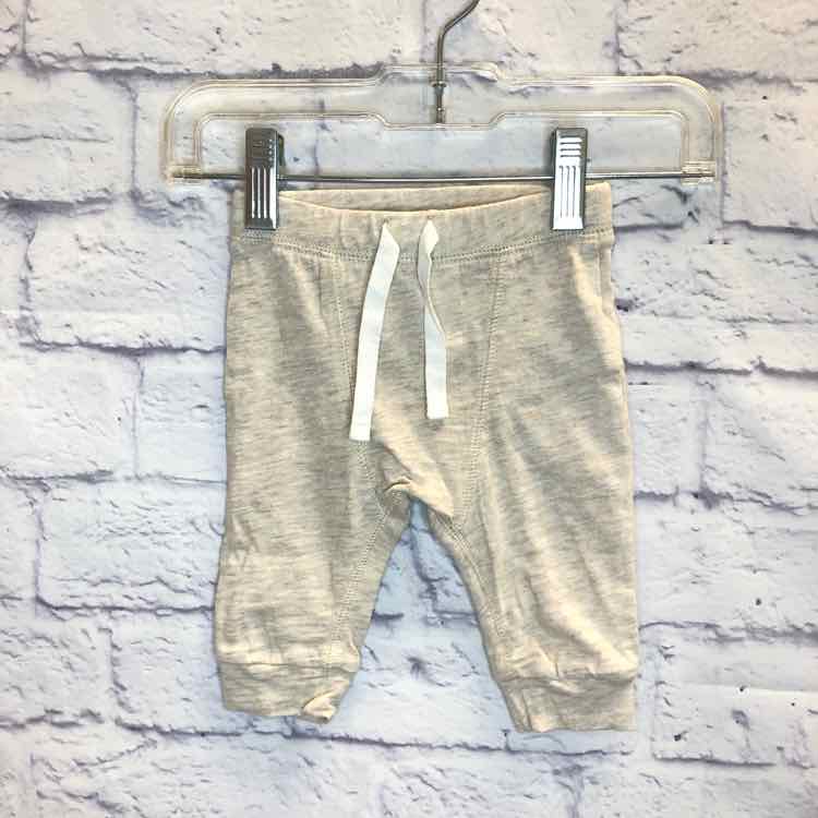 Old Navy Tan Size 0-3 Months Boys Pants
