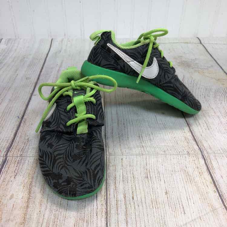 Nike Gray Size 10 Boys Sneakers