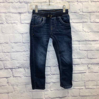 Boy's Clothing & Accessories