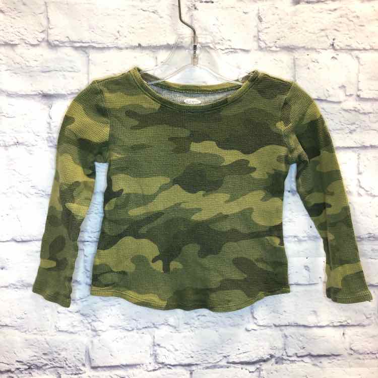 Old Navy Camo Size 4T Girls Long Sleeve Shirt