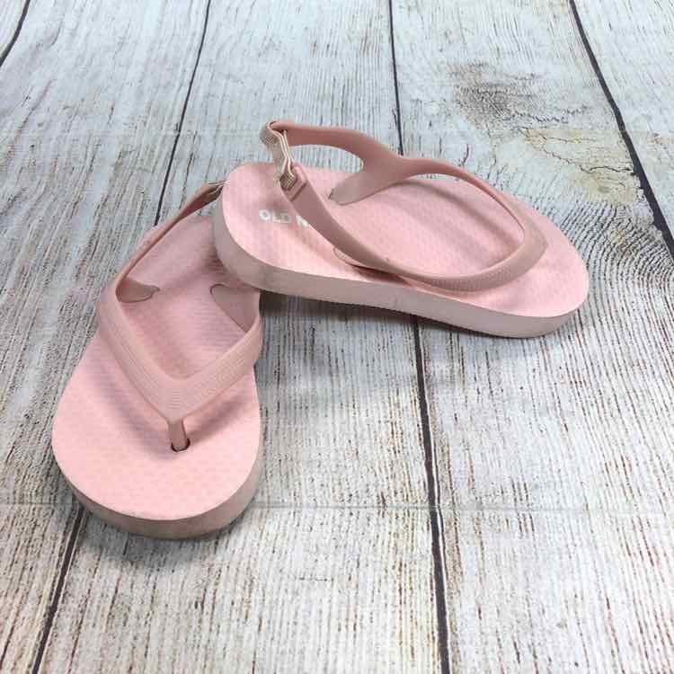 Old Navy Pink Size 6 Girls Flip Flops