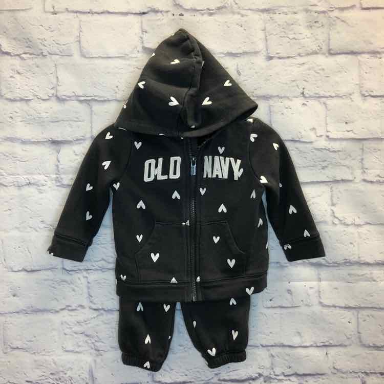 Old Navy Gray Size 6-12 months Girls 2 Piece Outfit