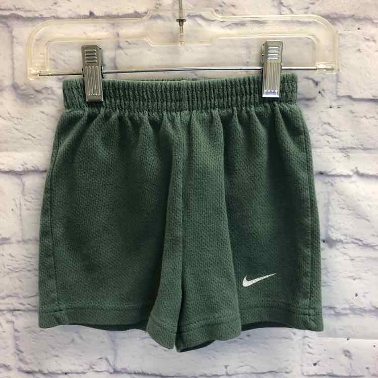 Nike Green Size 18 Months Boys Shorts