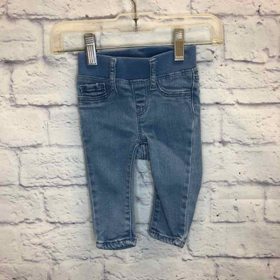Girl's Clothing & Accessories
