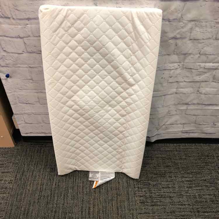 Summer White Changing Pad