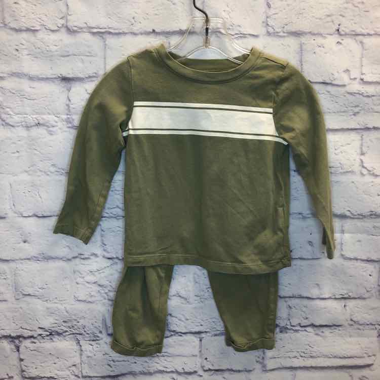 Old Navy Green Size 18-24 months Boys 2 Piece Outfit