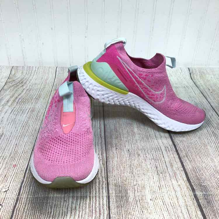 Nike Pink Size 4 Girls Sneakers