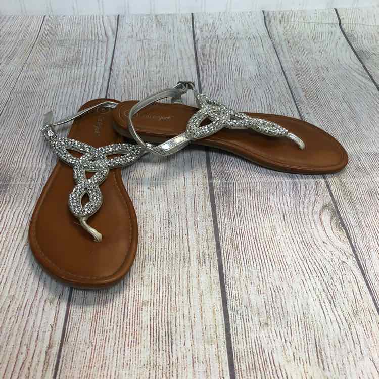 Cat & Jack Silver Size 5 Girls Sandals