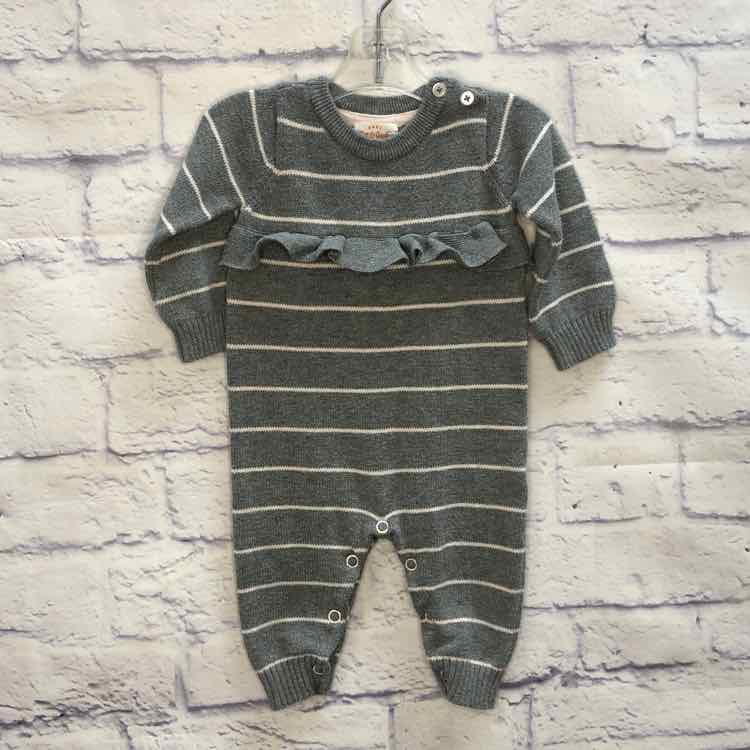 Cat & Jack Gray Size Newborn Girls Romper