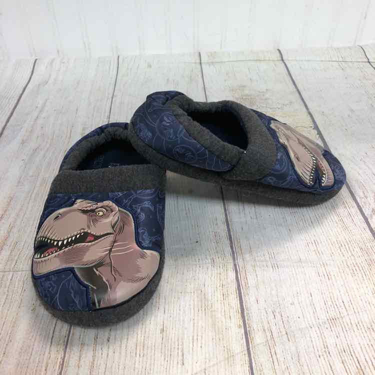 Jurassic World Blue Size 11 Boys Slippers