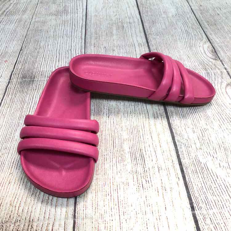 Old Navy Pink Size 13 Girls Sandals