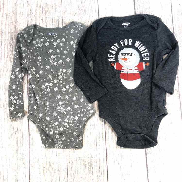 Old Navy Gray Size 12-18 months Boys Bodysuit