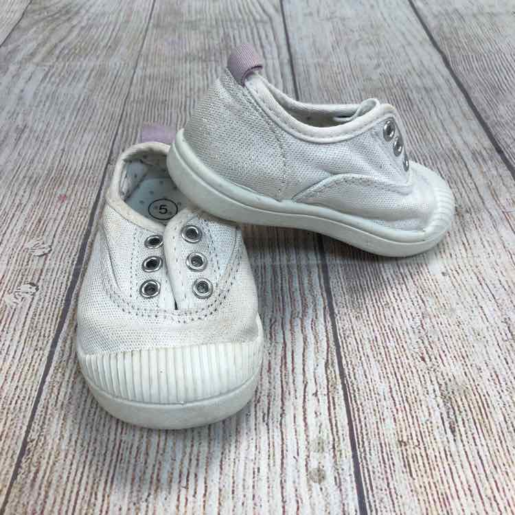 Cat & Jack White Size 5 Girls Casual Shoes