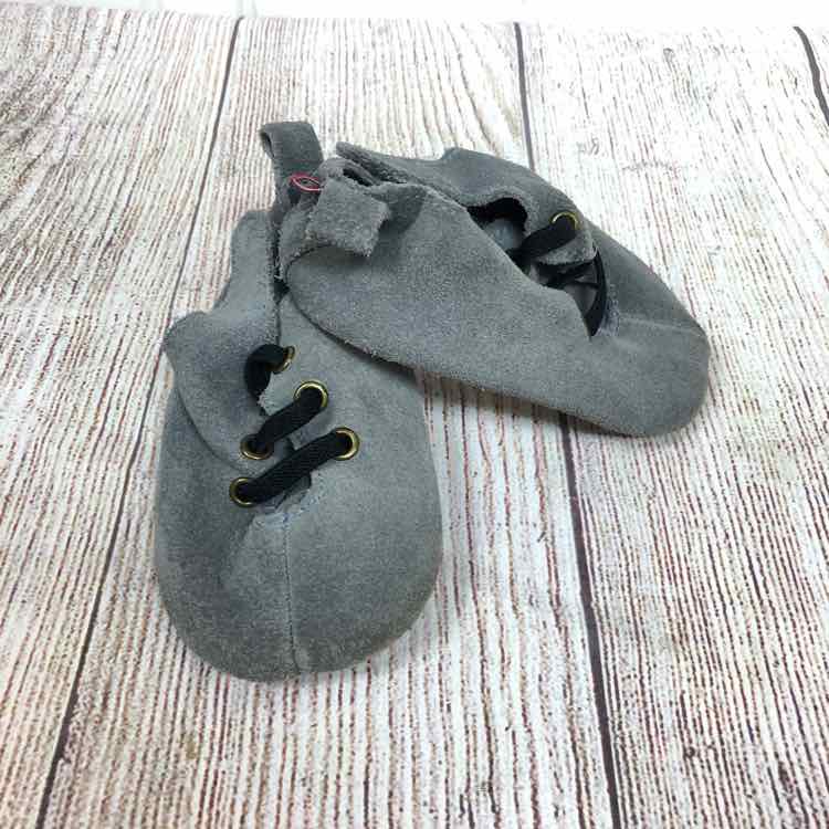 Zutano Gray Size 12 Months Boys Casual Shoes