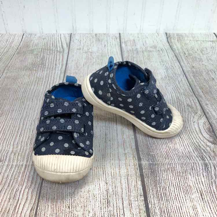 Cat & Jack Navy Size 6 Girls Casual Shoes