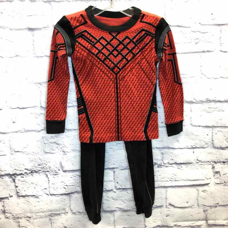 Marvel Red Size 4T Boys Pajamas