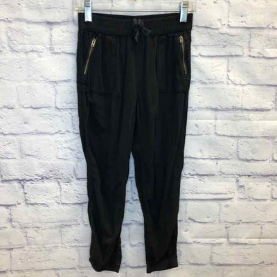 Girl's Clothing & Accessories