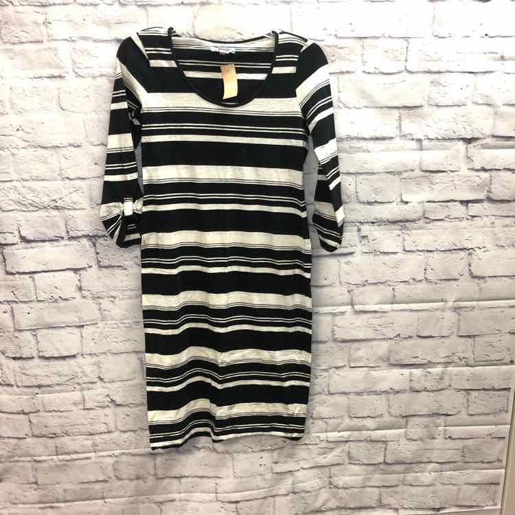 Old Navy Stripe Size XS Maternity Dress