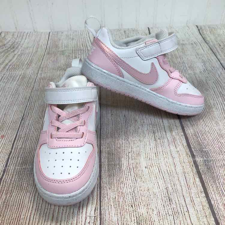 Nike Pink Size 9 Girls Sneakers