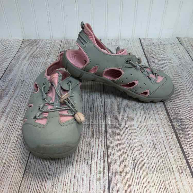 SO Gray Size 2 Girls Water Shoes