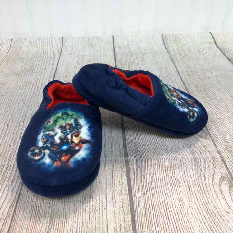 Avengers Blue Size 9 Boys Slippers