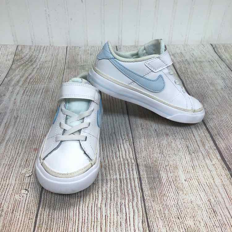 Nike White Size 9 Girls Sneakers