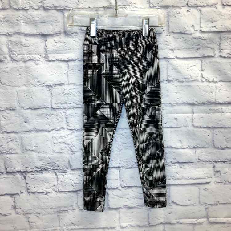 LulaRoe Black & White Size 2-4 Girls Leggings