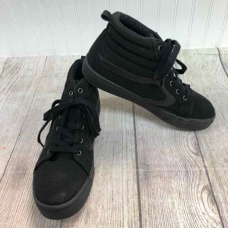 Wonder Nation Black Size 6 Boys Casual Shoes
