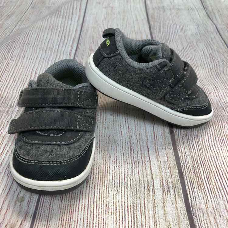 Surprize Gray Size 4 Boys Sneakers