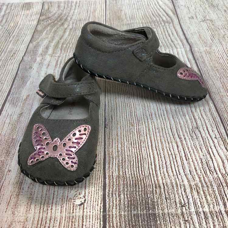 Pediped Gray Size 5.5 Girls Casual Shoes