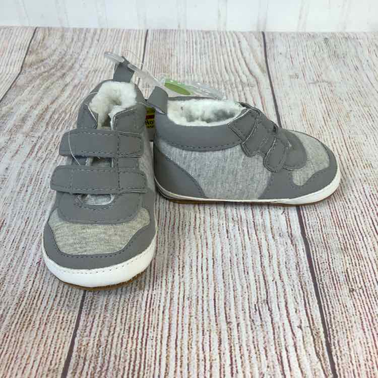 Carters Gray Size 0-3 months Boys Casual Shoes